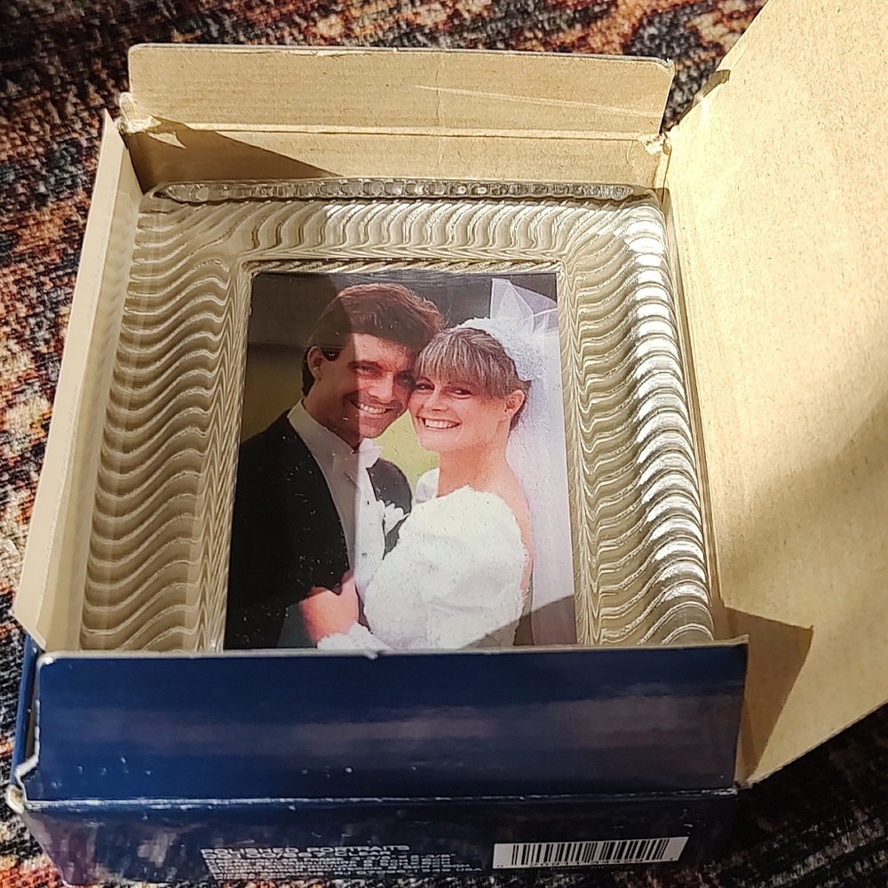 Mikasa Polished Portraits Picture Frame New W/O Tag